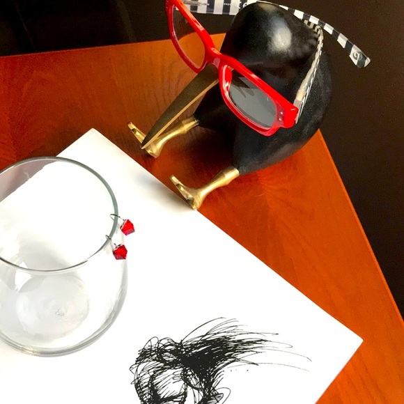 Swarovski elements cube earrings - Picture 9 of 12